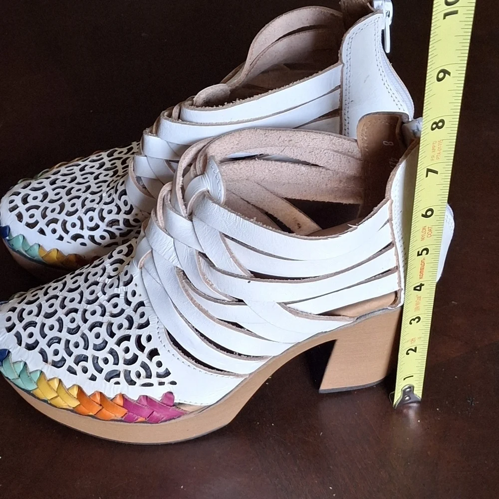 Ethnic Shoes Leather White Colorful Accents Ankle Heeled Boots Women Size 8